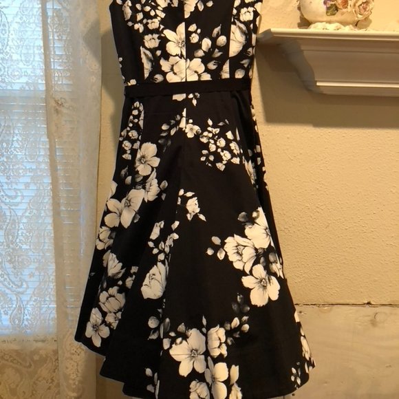 White Black Swing Midi - Picture 3 of 3